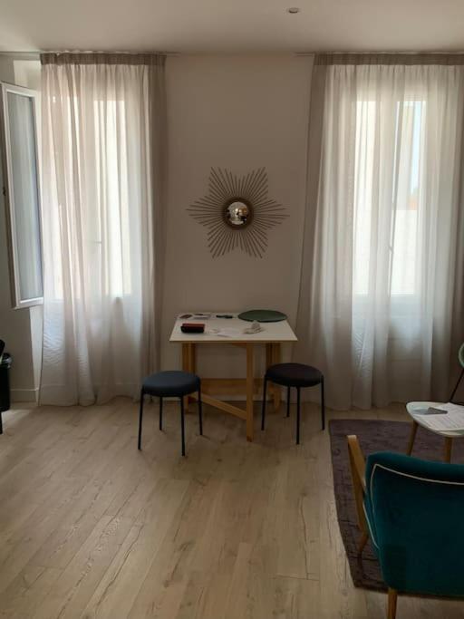Le Diffonty Cosy Vintage Centre Historique Διαμέρισμα Λα Σιοτά Εξωτερικό φωτογραφία